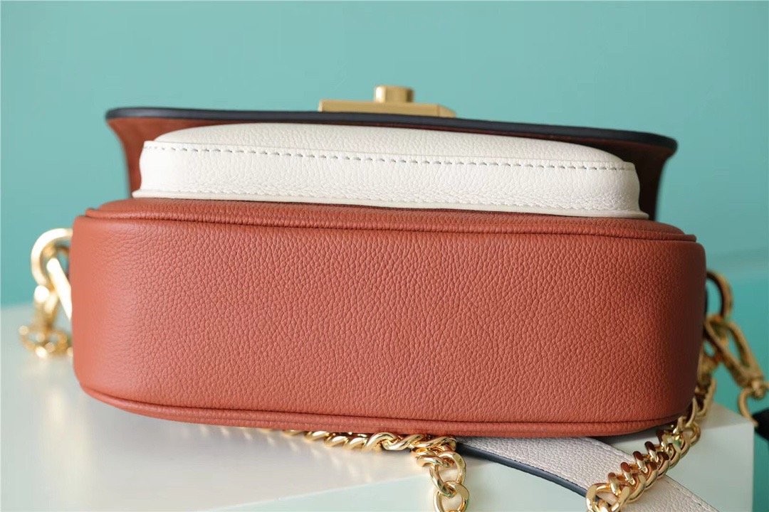 Louis Vuitton Lockme Tender Chataigne Brown For Women,  Shoulder And Crossbody Bags 7.5in/19cm Louis VuittonÃƒâ€šÃ‚Â 