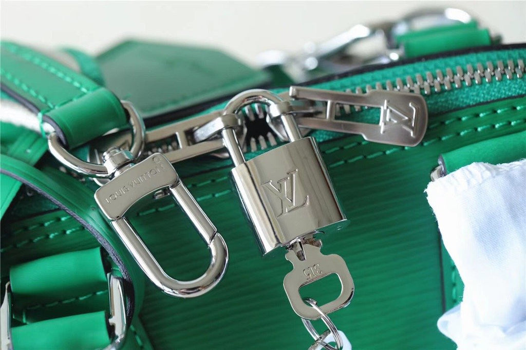 Louis Vuitton Alma BB Epi Green For Women,  Shoulder And Crossbody Bags 23.5cm/9.3in Louis Vuitton