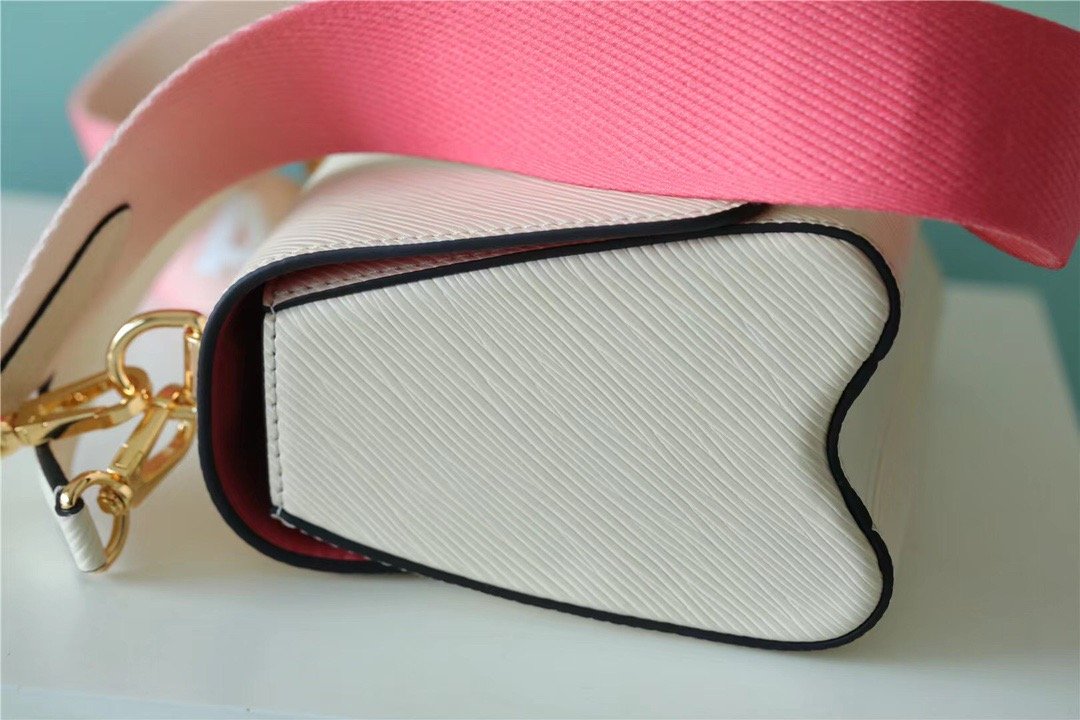 Louis Vuitton Twist PM Bag, Shoulder and Cross Body Bags For Women Quartz White 7.5in/19cm Louis Vuitton M59687