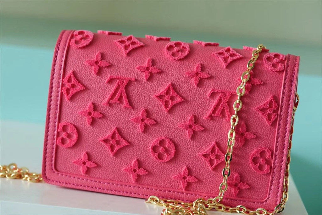 Louis Vuitton Mini Dauphine Monogram GlamIuo Pink For Women,  Shoulder And Crossbody Bags 18.5cm/7.3in Louis Vuitton M20747