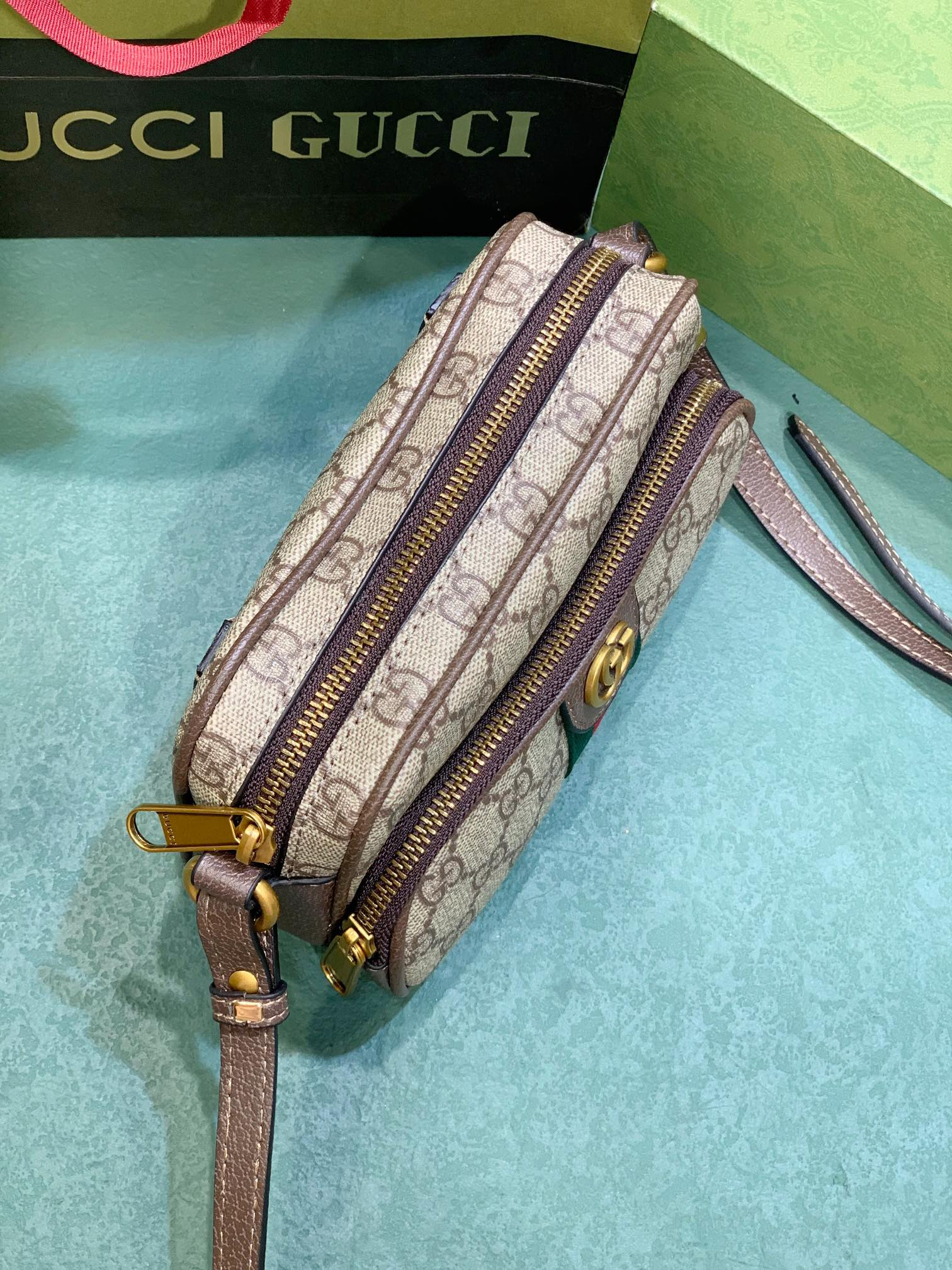 Elite Carryalls