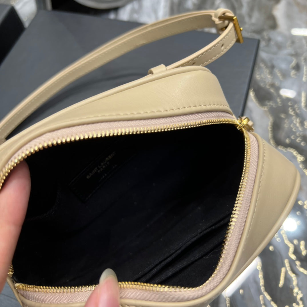 YSSL Lou Belt Bag Beige In MatelassÃ© Gold Toned Hardware For Women 6.1in/15cm YSL 614031DV7072721