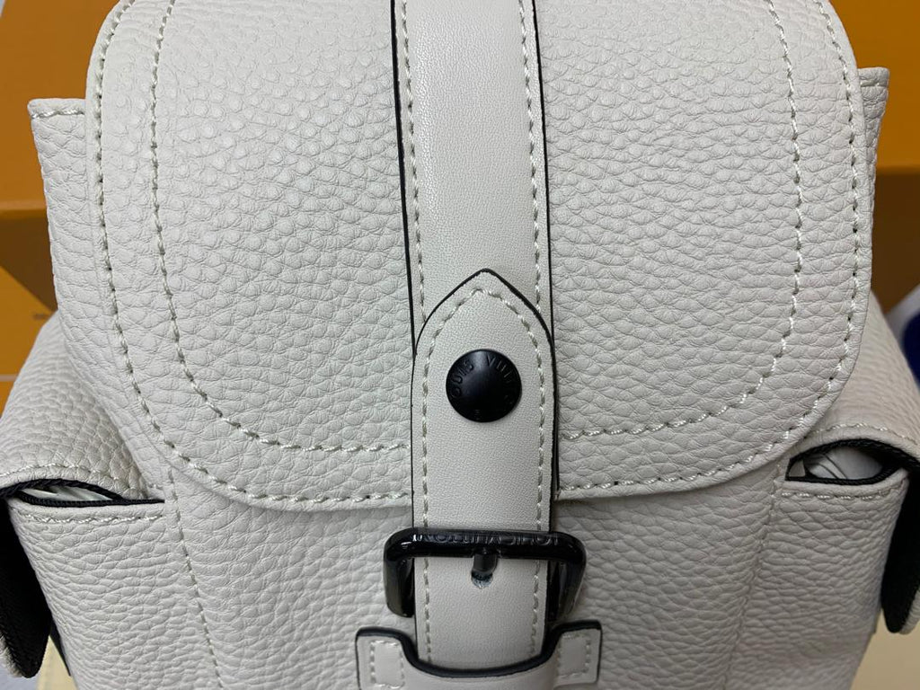 Louis Vuitton Christopher XS Taurillon White For Men, Bags, Shoulder And Crossbody Bags 7.7in/19.5cm Louis Vuitton