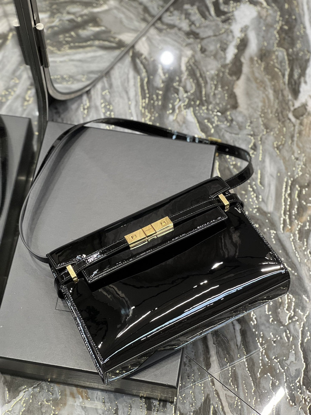 YSSL Manhattan Shoulder Bag Black For Women 11in/29cm YSL