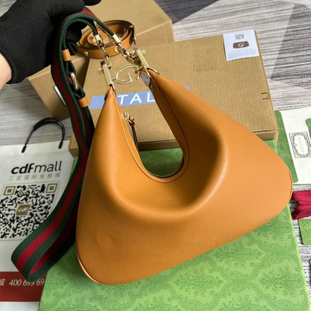 GC 702823 Attache GM dark orange 35CM