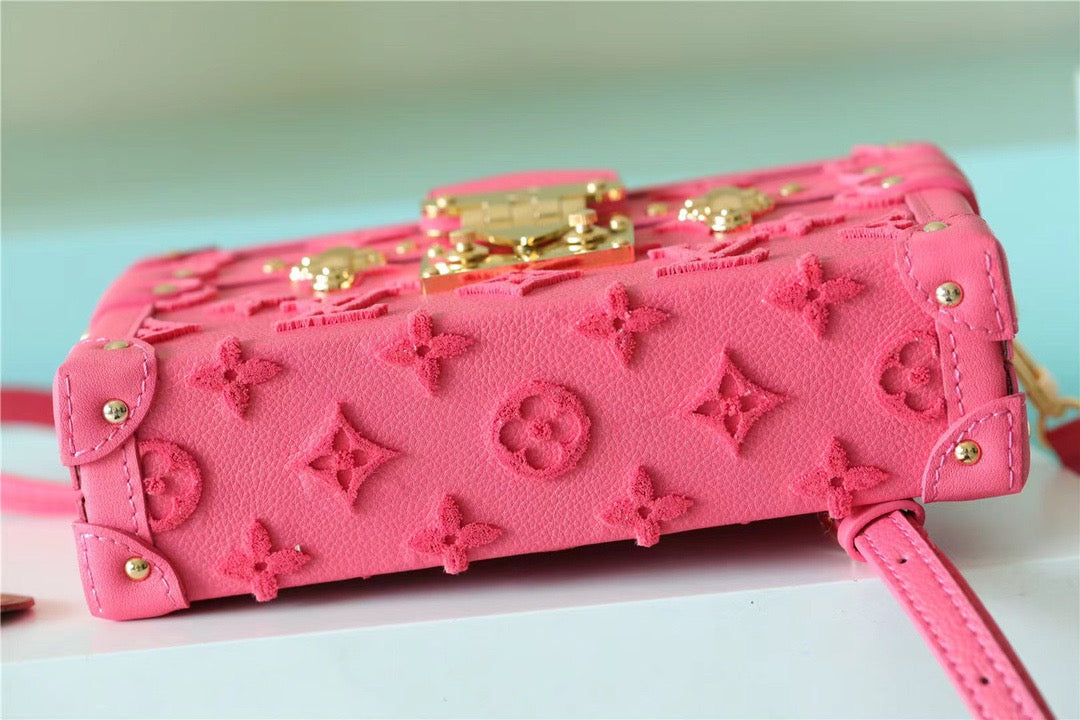Louis Vuitton Petite Malle Tufted Fluo Pink For Women,  Shoulder And Crossbody Bags 7.9in/20cm Louis Vuitton M20745