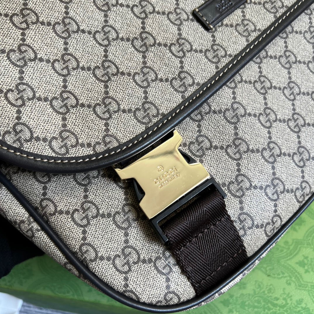 Gucci Messenger Bag Shoulder Bag Beige Gucci Supreme Canvas For Women,Men 12.9in/33cm 2101214094842