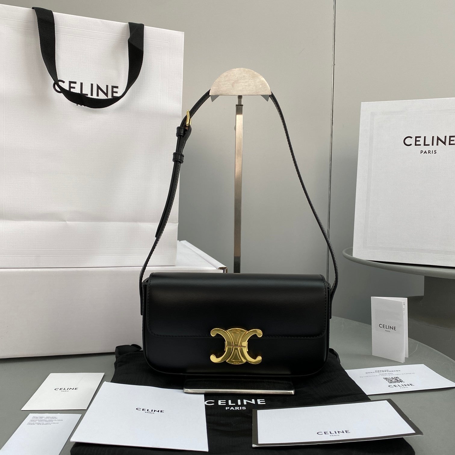 Triomphe Shoulder Bag Black For Women 8in/20cm 194143BF4.38NO