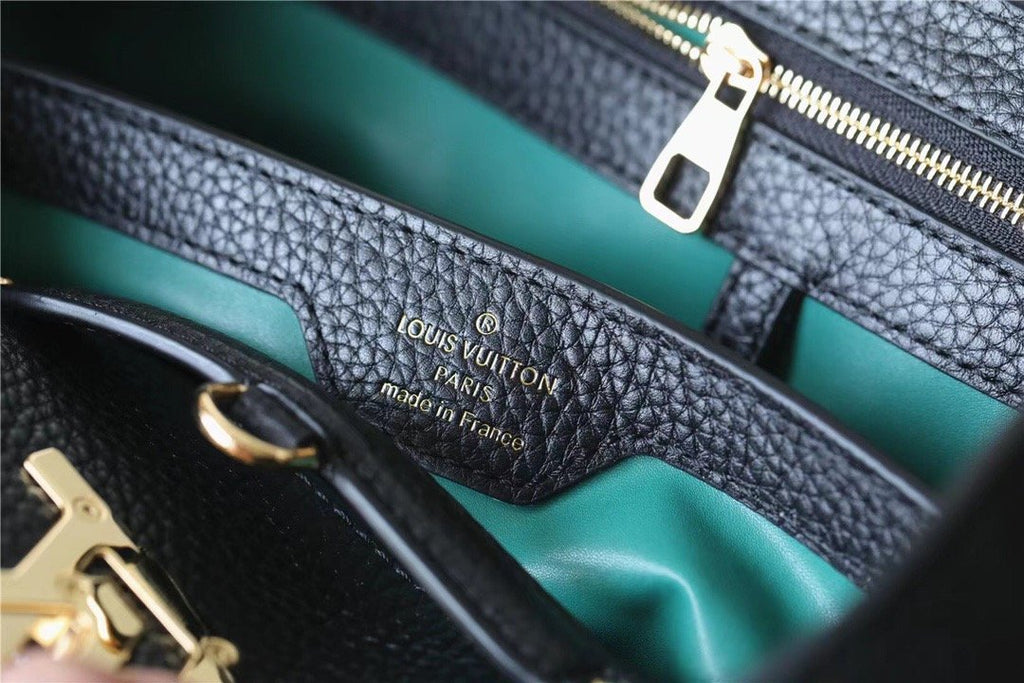 Louis Vuitton Capucines Taurillon Black For Women,  Shoulder And Crossbody Bags 26cm/10.6in Louis Vuitton