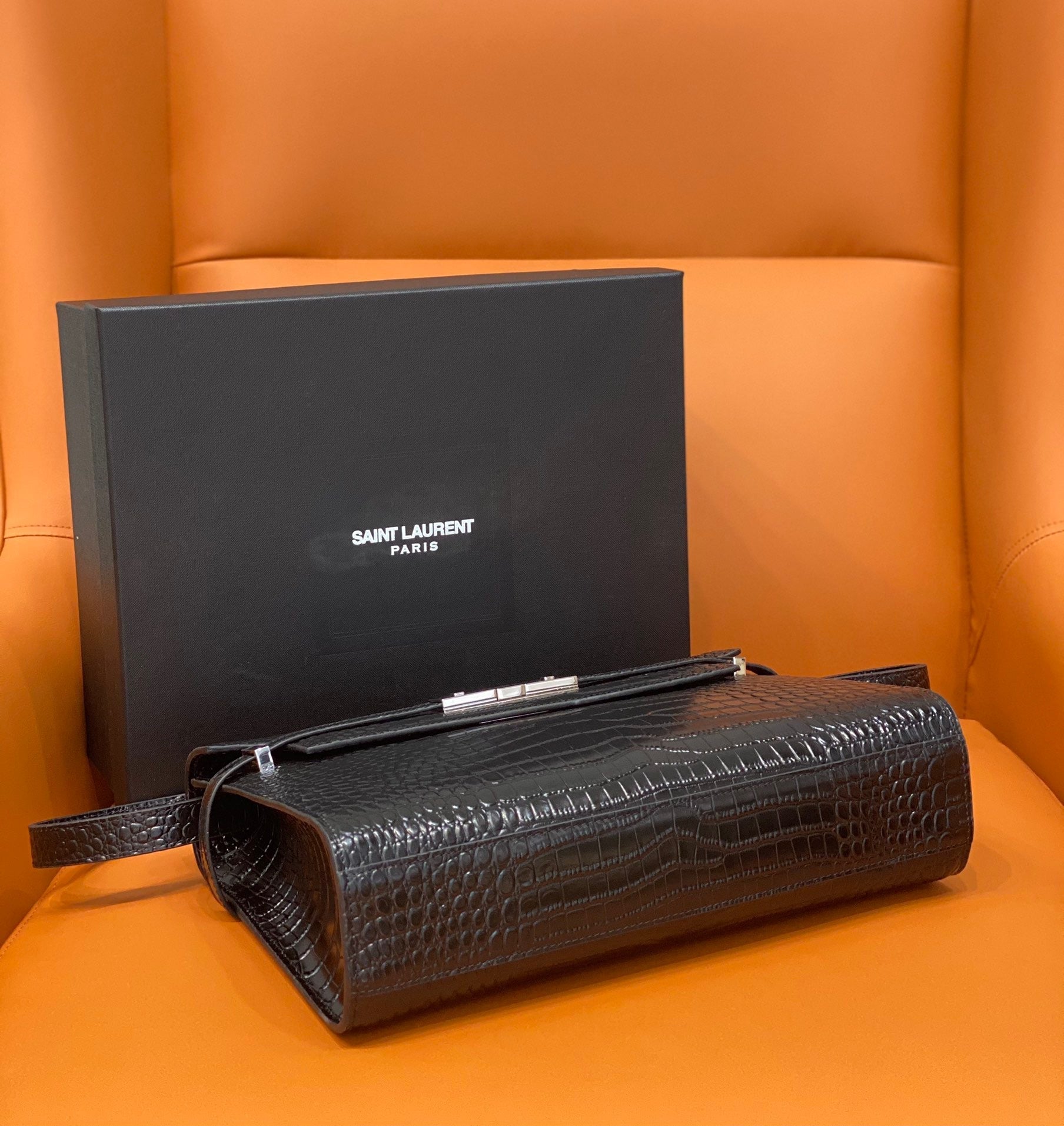 Manhattan Small Shoulder Bag Black For Women 11.4in/29cm YSL 579271DND0J1000