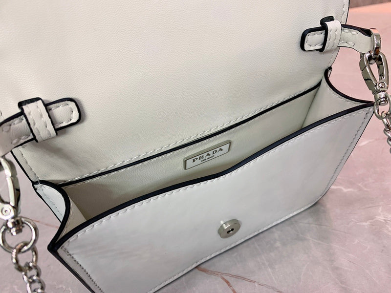 Barnes-Bags - Prada Bags - 962