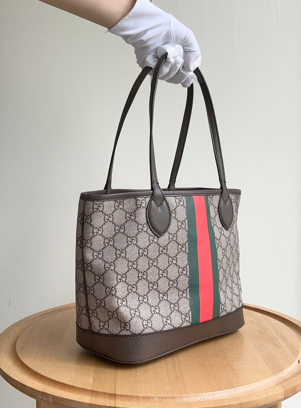 LB - Luxury Bags Gucci 582