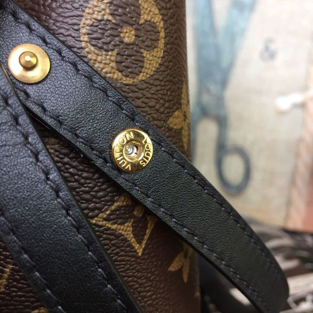 Louis Vuitton NeoNoe MM Bucket Bag Monogram Canvas Black For Women, WomenÃƒÂ¢Ã¢â€šÂ¬Ã¢â€žÂ¢s Handbags, Shoulder And Crossbody Bags 10.2in/26cm Louis Vuitton M44020