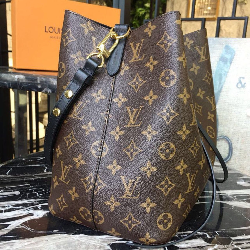 Louis Vuitton NeoNoe MM Bucket Bag Monogram Canvas Black For Women, WomenÃƒÂ¢Ã¢â€šÂ¬Ã¢â€žÂ¢s Handbags, Shoulder And Crossbody Bags 10.2in/26cm Louis Vuitton M44020
