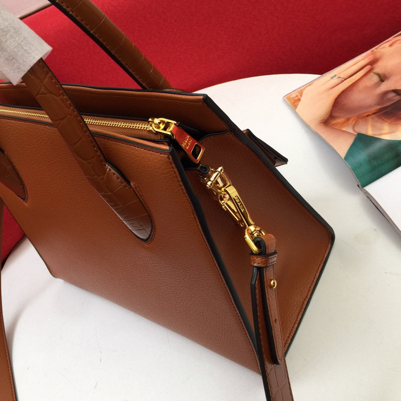 Barnes-Bags - Prada Bags - 818