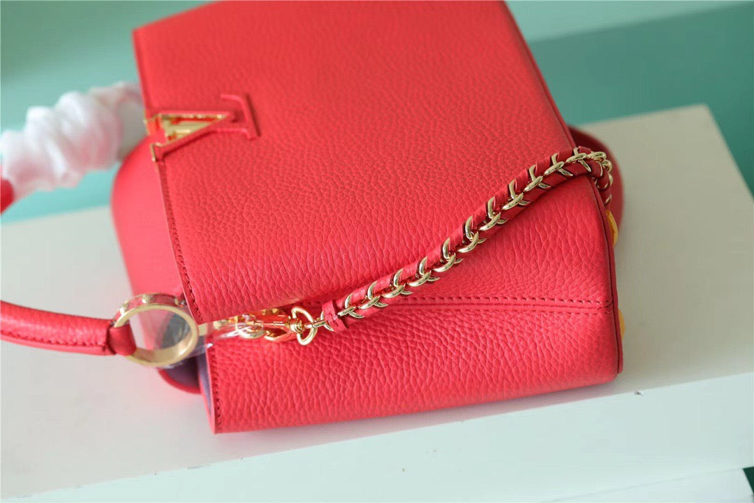 Louis Vuitton Capucines Taurillon Red For Women, WomenÃƒÂ¢Ã¢â€šÂ¬Ã¢â€žÂ¢s Bags, Shoulder And Crossbody Bags 10.6in/27cm Louis Vuitton