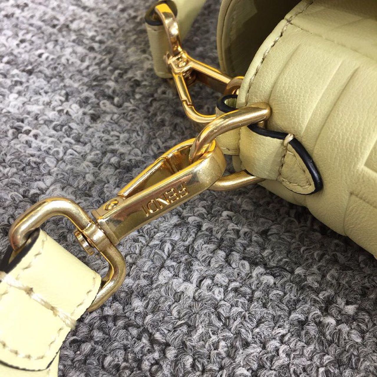 Baguette Nappa Cream For Women, Handbags, Shoulder And Crossbody Bags 10.6in/27cm FF 8BR600