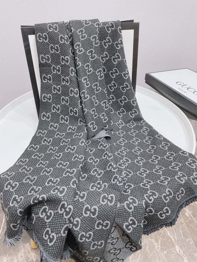 LB - Luxury Gucci Scarf 042