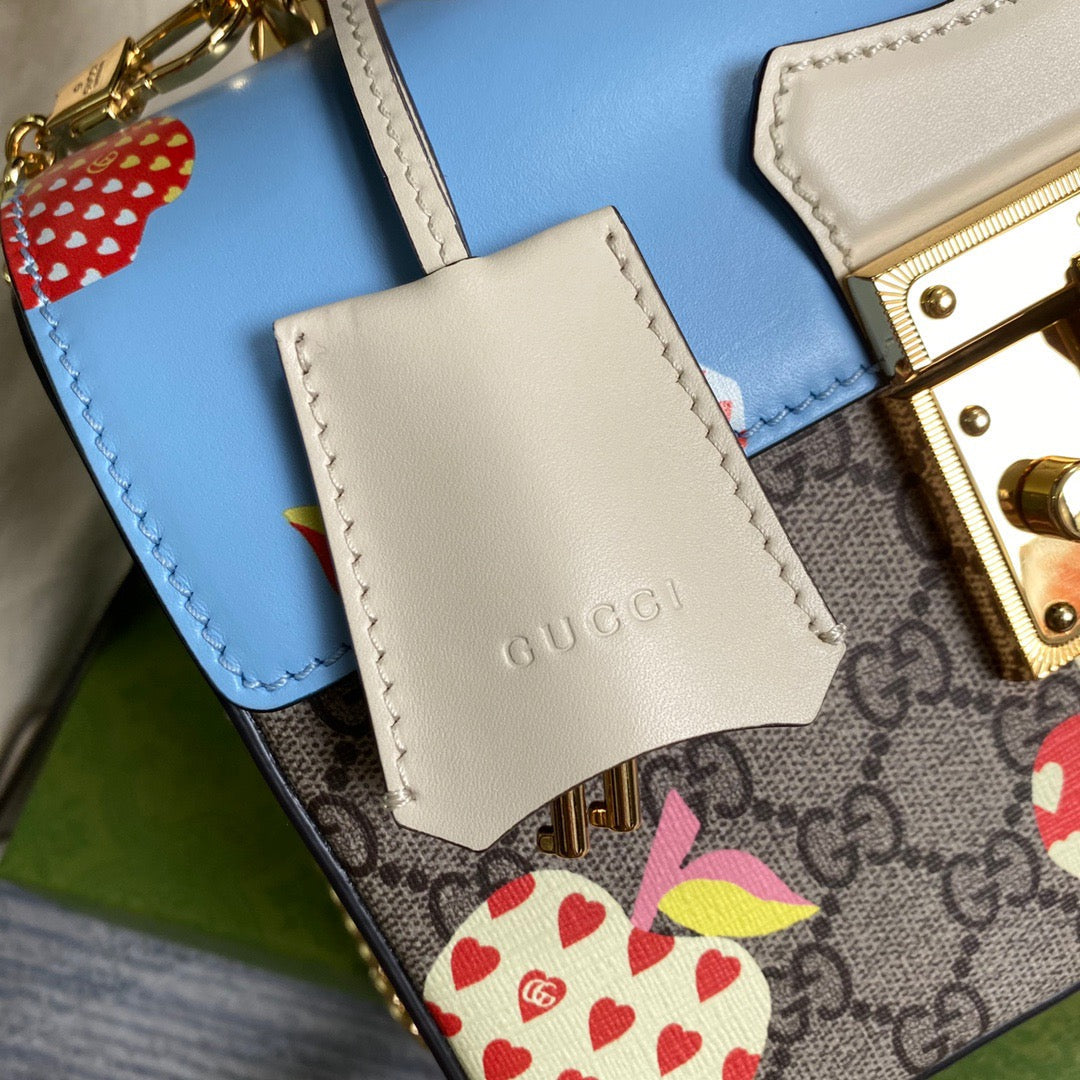 Gucci Padlock Gucci Small amboo Strawberry Shoulder Bag Beige For Women, Women’s Bags 9.5in/24cm Gucci