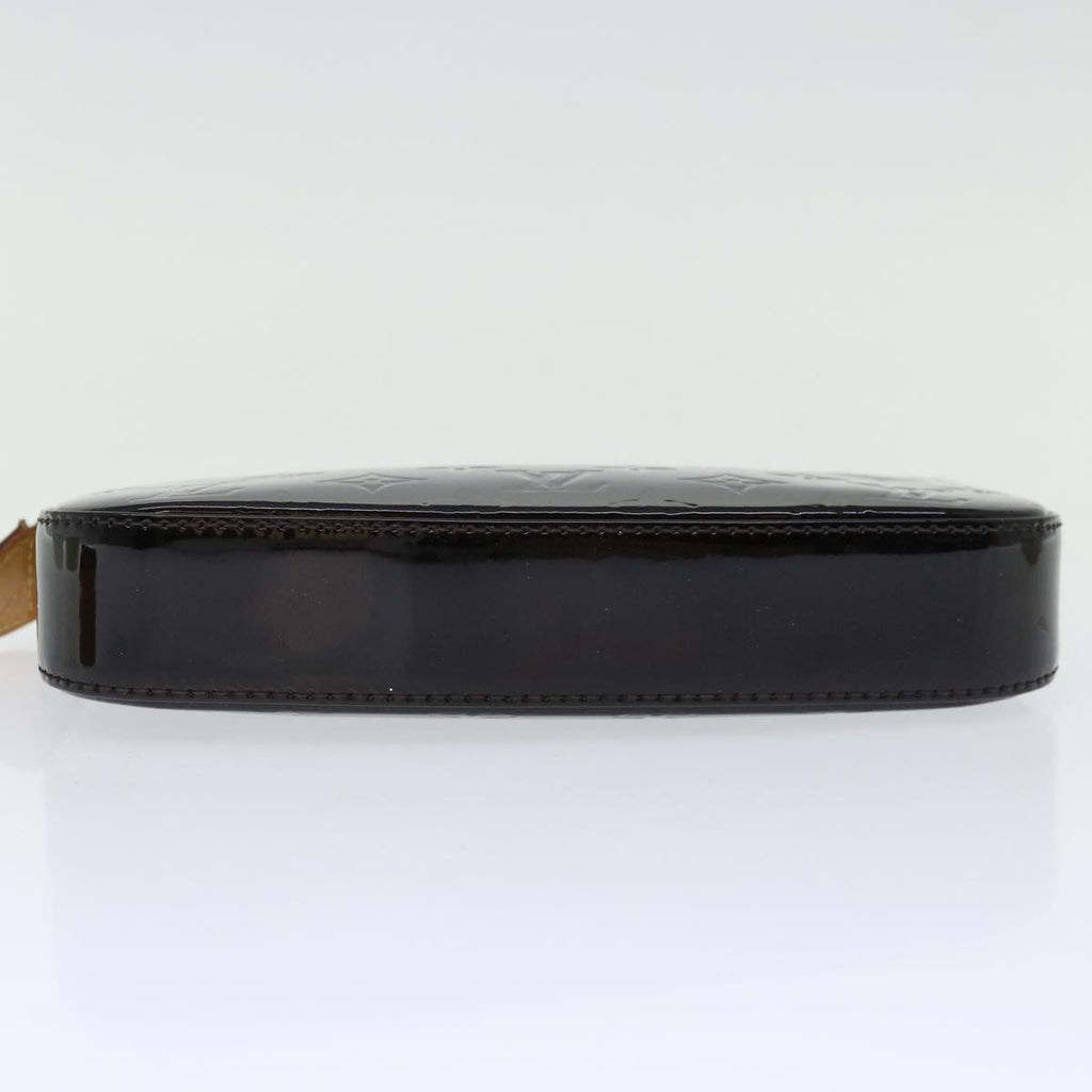 Louis Vuitton Pochette Accessoire   Leather Clutch Bag