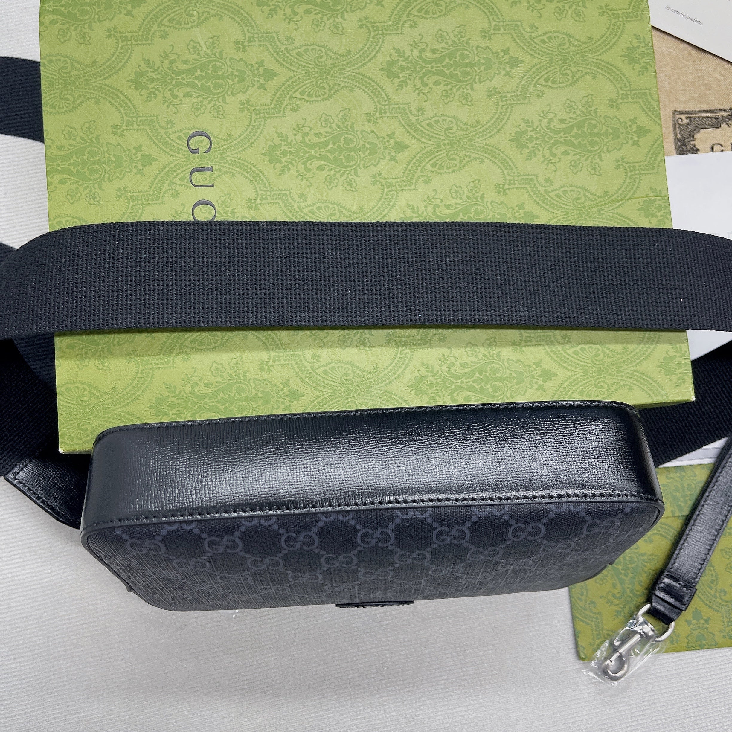 Shoulder Bag With Interlocking G Black Supreme Canvas For WomenÃ‚Â  9.6in/24.5cm 703468 92THF 1000