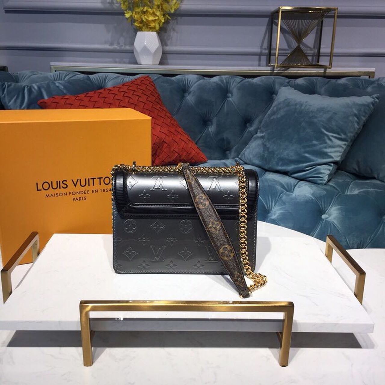 Louis Vuitton Wynwood Chain Bag Monogram Vernis, Epi And Monogram Canvas For Women, WoBags, Shoulder And Crossbody Bags 8.3in/21cm Louis Vuitton M90516