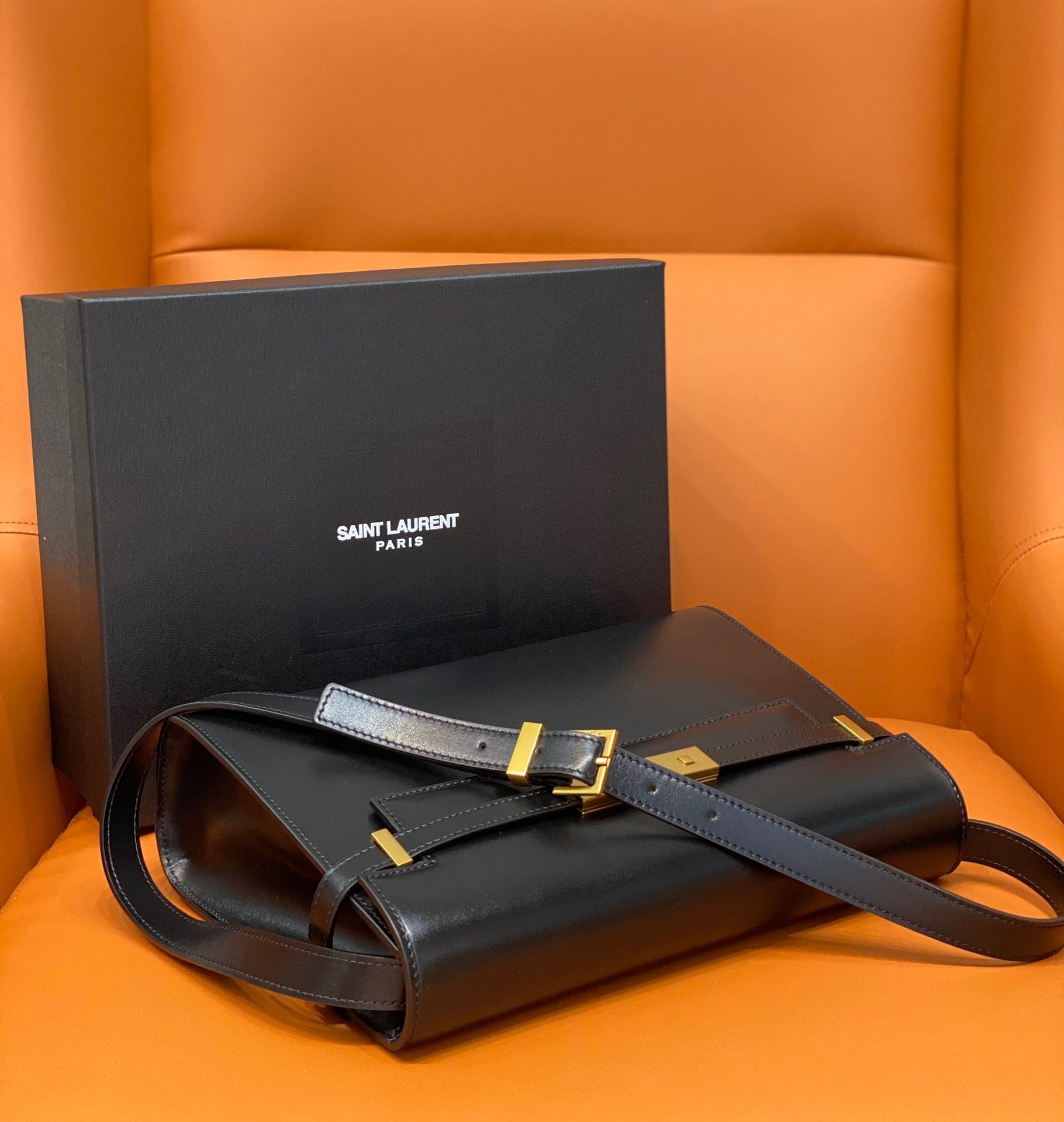 Manhattan Shoulder Bag Black For Women 11.4in/29cm YSL 5792710SX0W1000