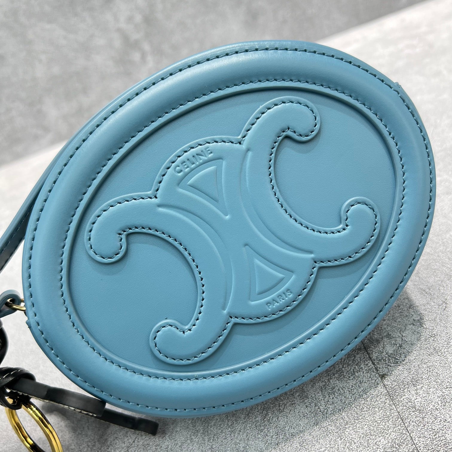 Crossbody Oval Purse Cuir Triomphe Blue For Women 6in/16cm 10I703DPQ.07DD