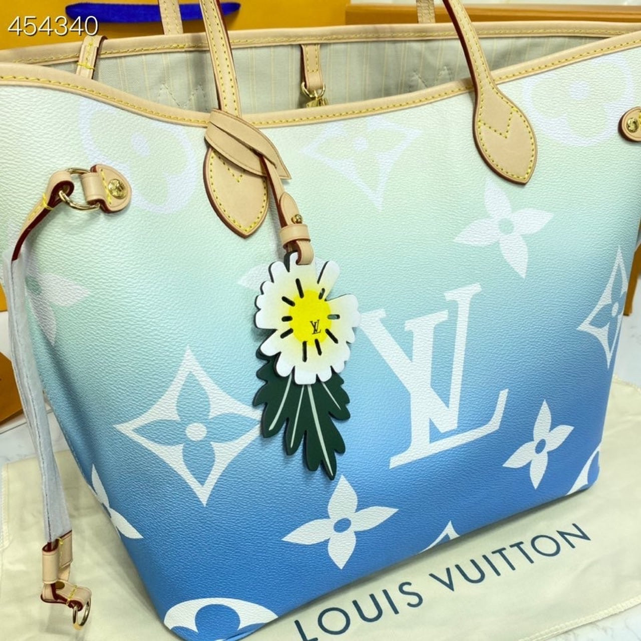 Louis Vuitton Neverfull MM Tote Bag Monogram Giant Canvas Blue For Women,  Shoulder Bags 12.2in/31cm Louis Vuitton M45678