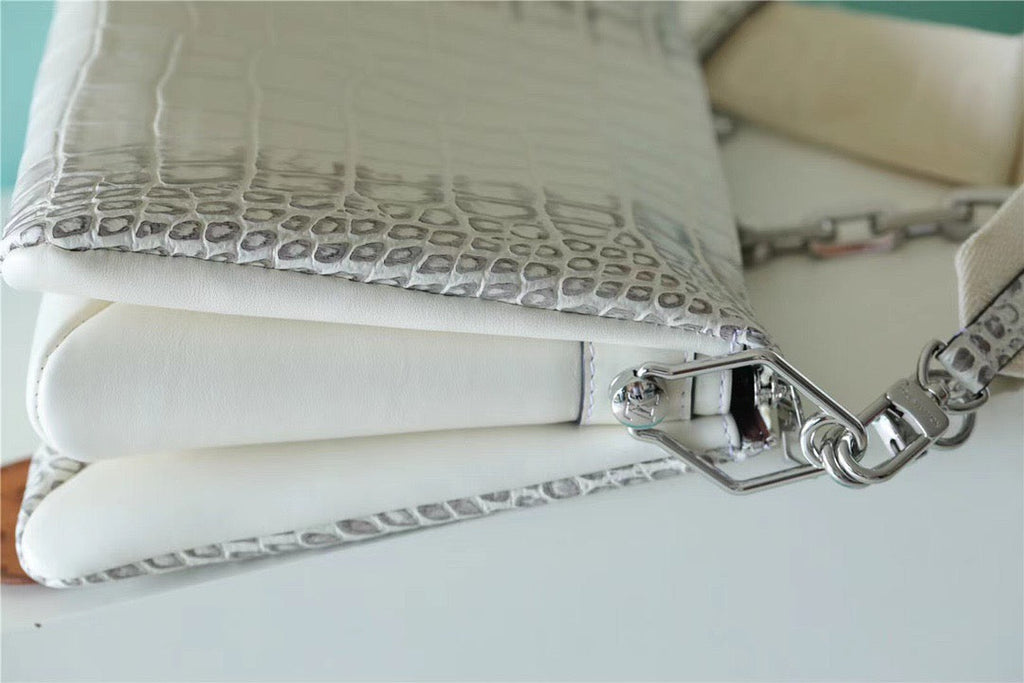Louis Vuitton Coussin PM High Shiny Alligator White For Women,  Shoulder And Crossbody Bags 10.2n/26cm Louis Vuitton