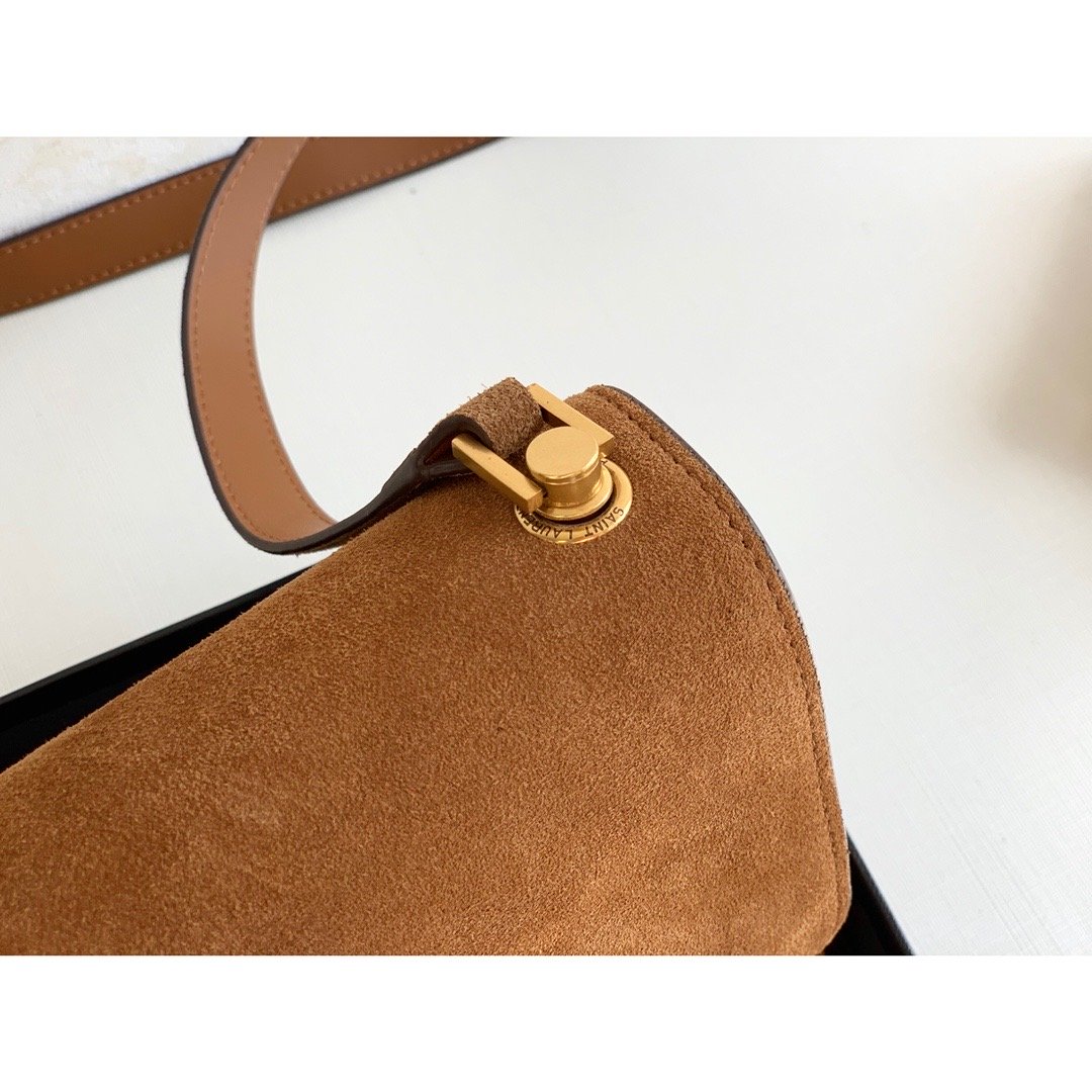 Top QualityÂ Le Carre Satchel Brown For Women 9in/23cm YSL