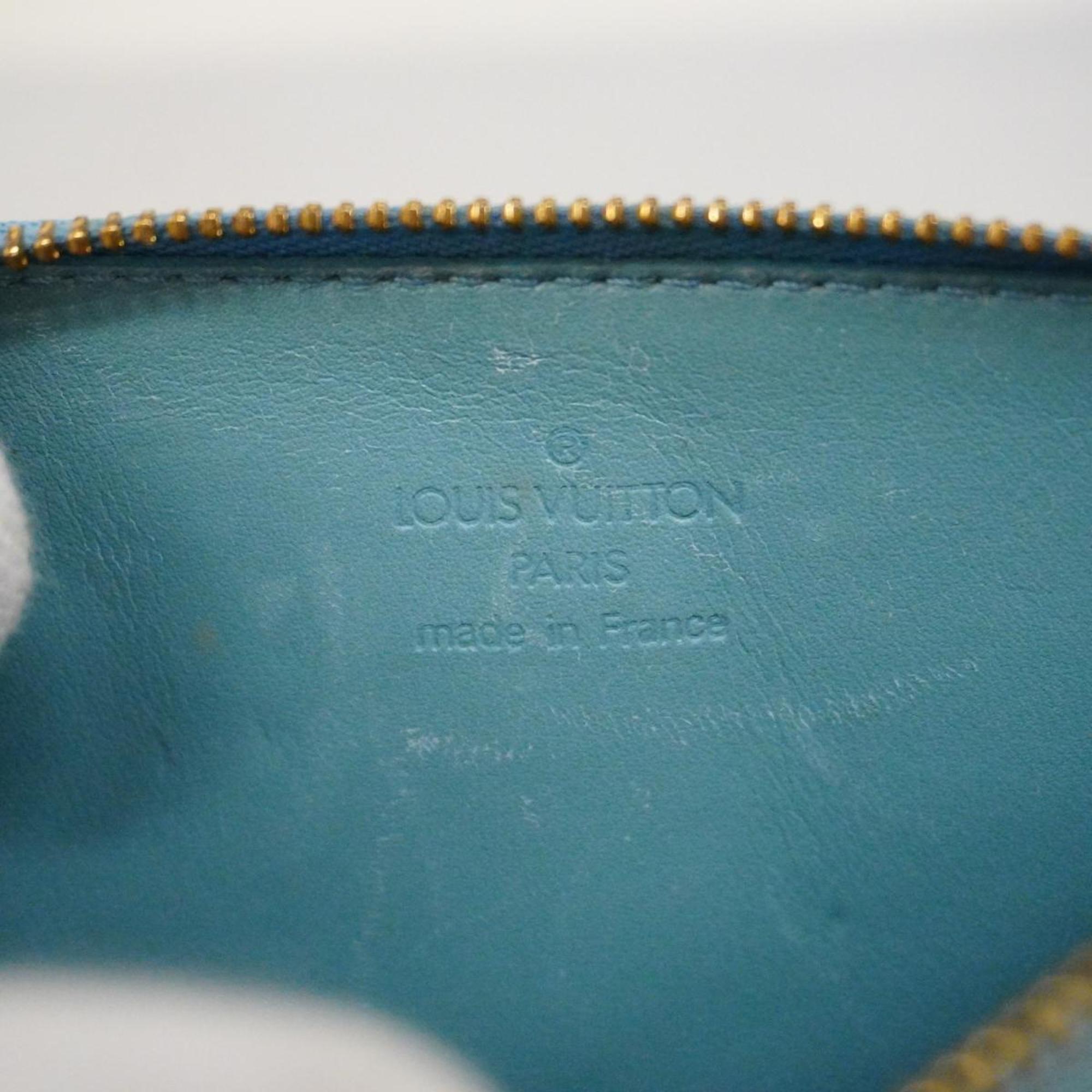 Louis Vuitton Lexington   Leather Clutch Bag