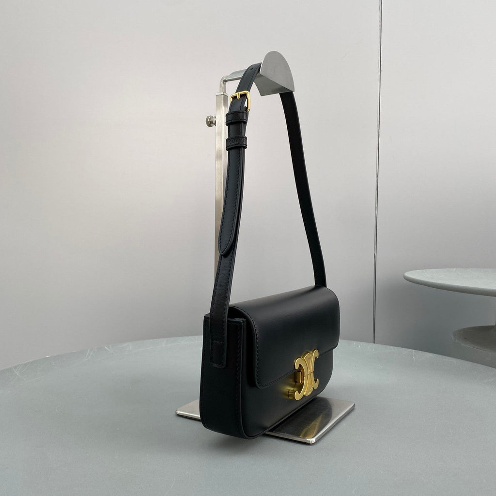 Triomphe Shoulder Bag Black For Women 8in/20cm 194143BF4.38NO
