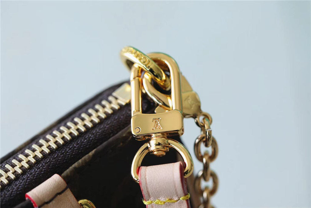 Louis Vuitton Easy Pouch On Strap Monogram Canvas For Women,  Shoulder And Crossbody Bags 19cm/7.5in Louis Vuitton