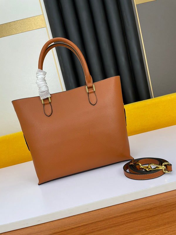 Barnes-Bags - Prada Bags - 965