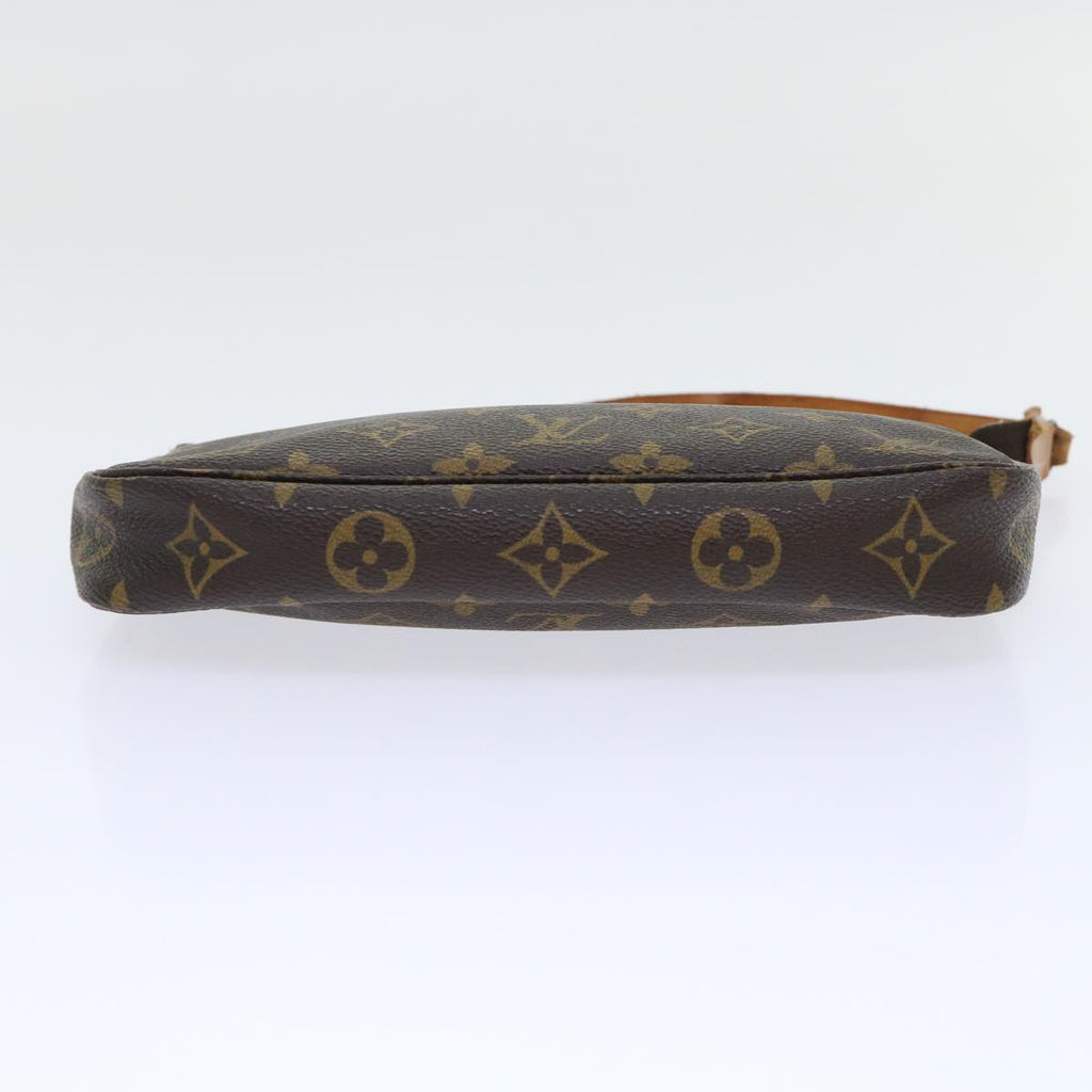 Louis Vuitton Pochette Accessoire  Canvas Clutch Bag