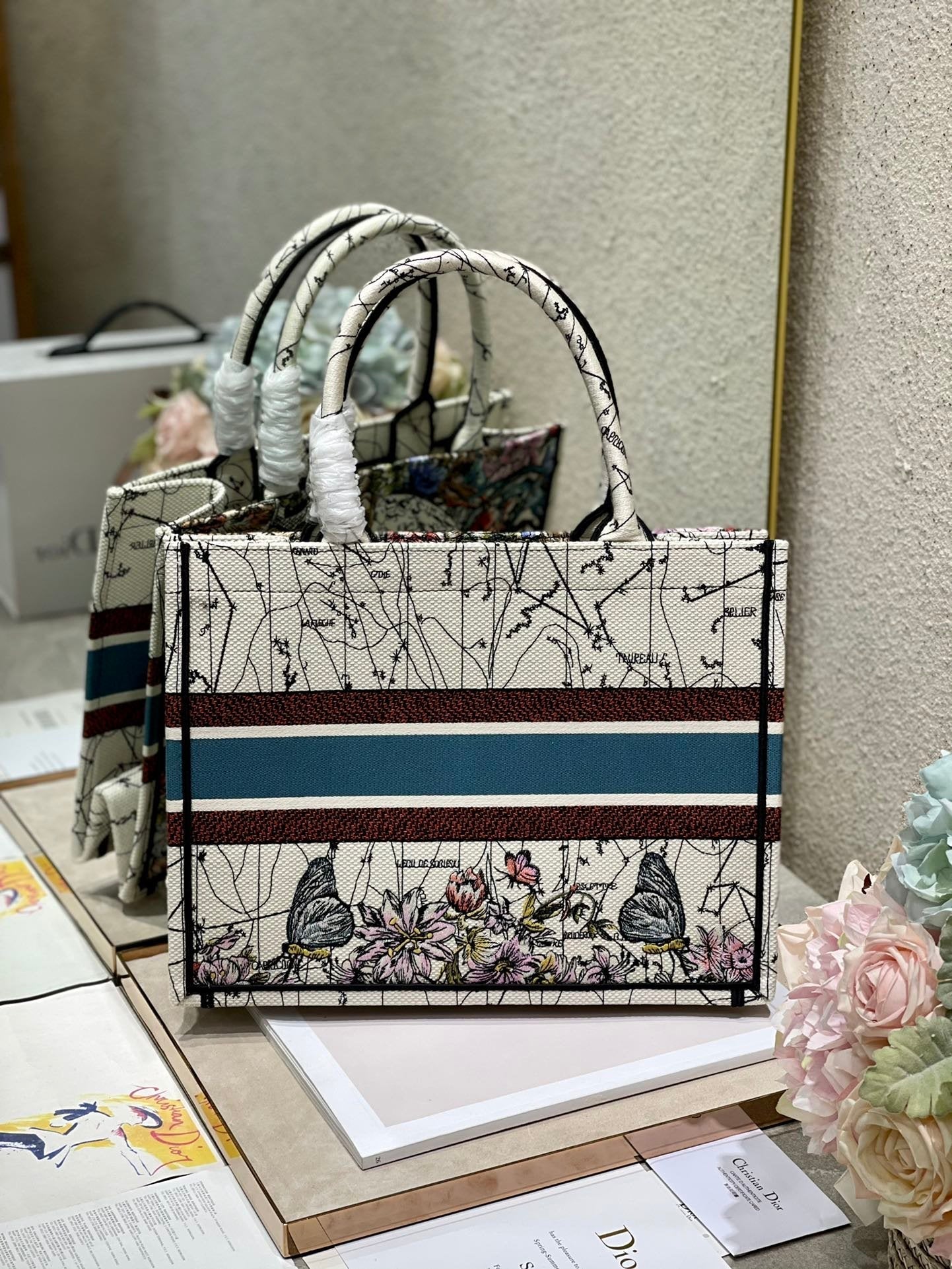 Dior MeDiorum Book Tote Latte Multicolor ZoDiorac Embroidery, Latte Multicolor, For Women Women’s Handbags, Shoulder Bags, 36cm CD