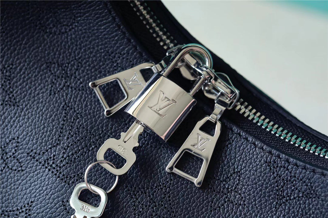 Louis Vuitton Why Knot MM Mahina Black For Women,  Shoulder And Crossbody Bags 13.4in/34cm Louis Vuitton M20788