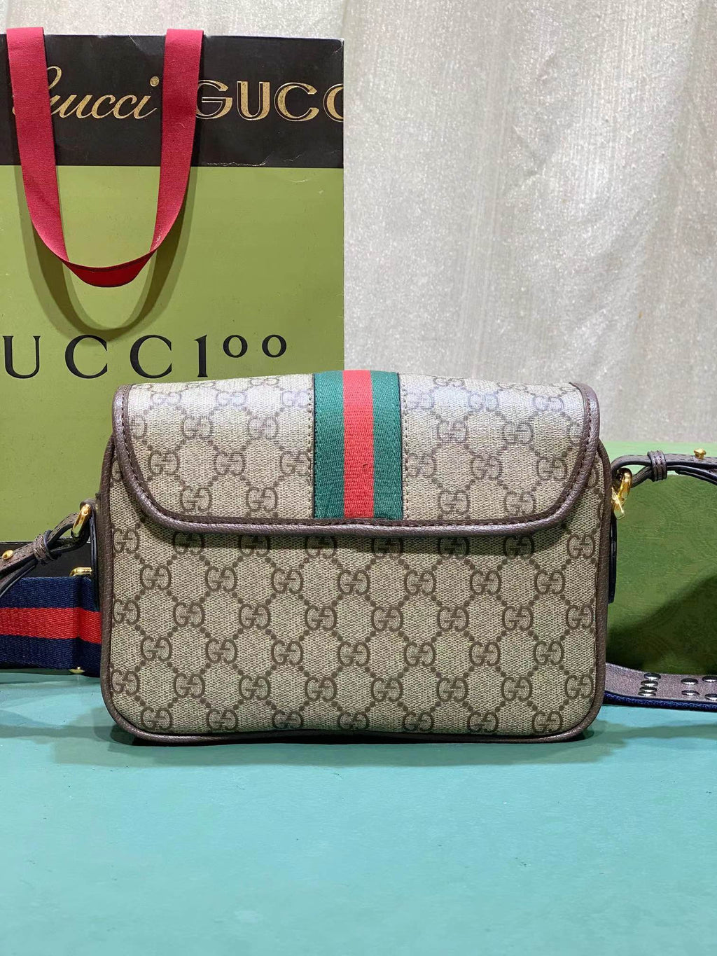 Elite Carryalls