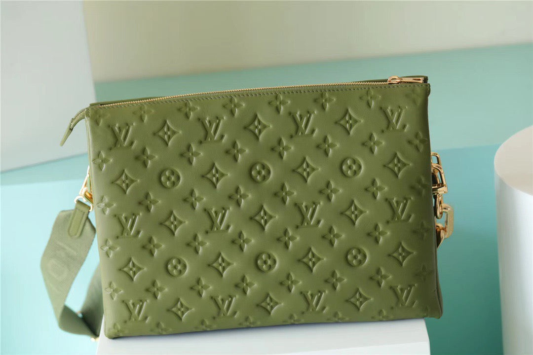 Louis Vuitton Coussin MM Monogram Khaki For Women, Women’s Handbags, Shoulder And Crossbody Bags 13.4in/34cm Louis Vuitton M20568