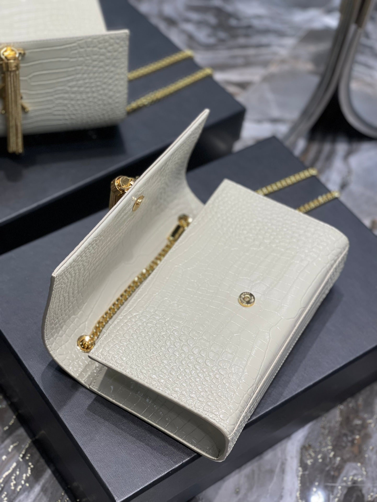 Top Quality Kata MeTop Qualityum Chain Bag White  With Tassel For Women 9.4in/24cm YSL 354119DND0J9207