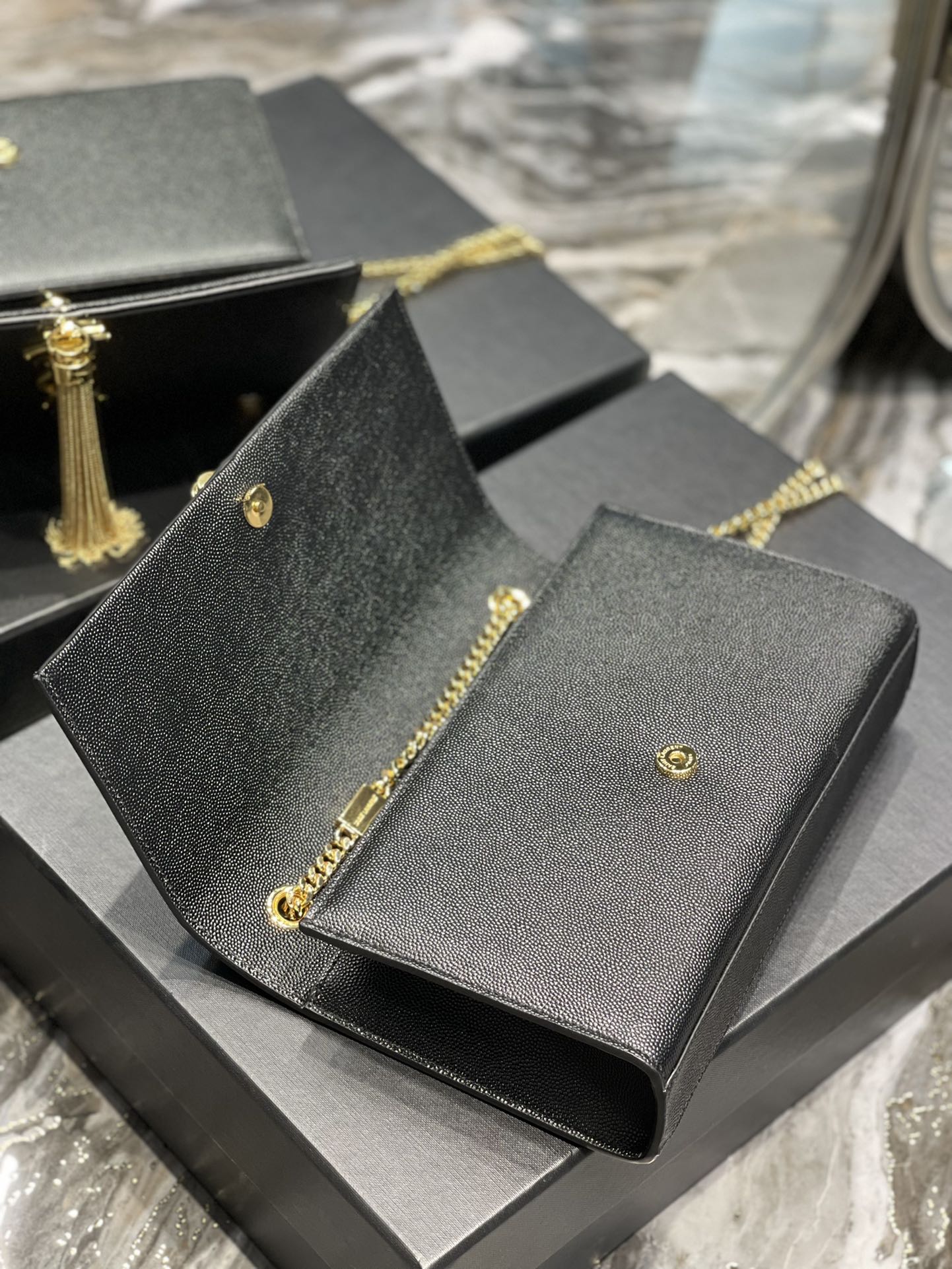 Top Quality Kata MeTop Qualityum Chain Bag Black With Tassel For Women 9.4in/24cm YSL 354119BOW0J1000