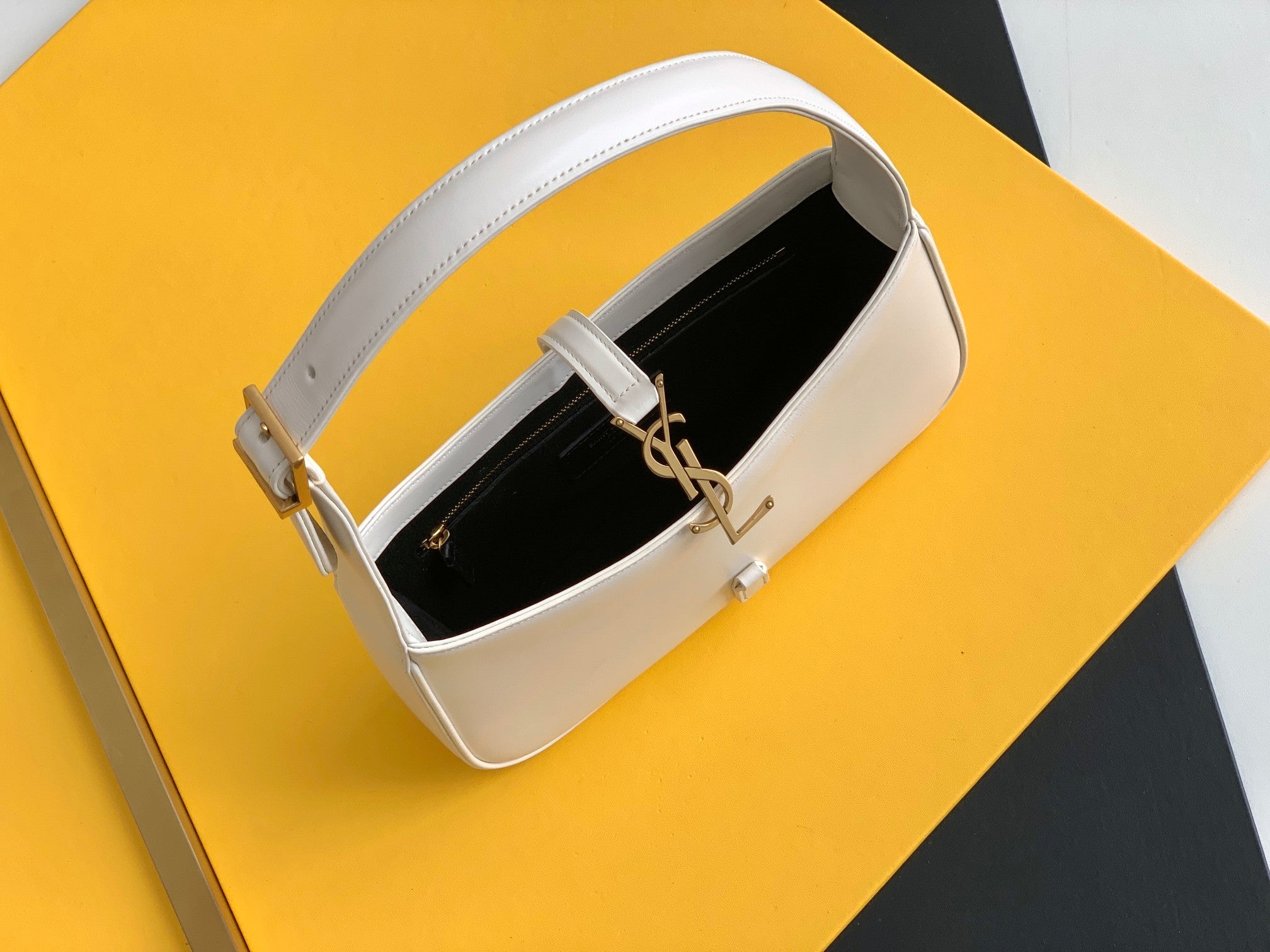 Top Quality LE 5 Ã 7 Hobo Bag White Material For Women 9in/23cm YSL 6572282R20W9207