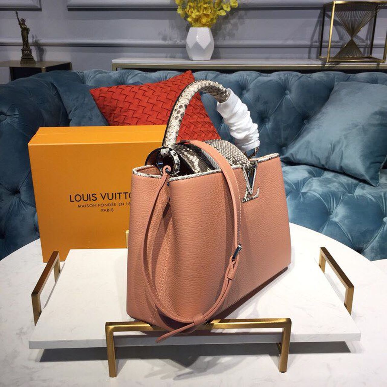 Louis Vuitton Capucines PM Taurillon And Python Magnolia Pink For Women,  Shoulder And Crossbody Bags 10.4in/27cm Louis Vuitton