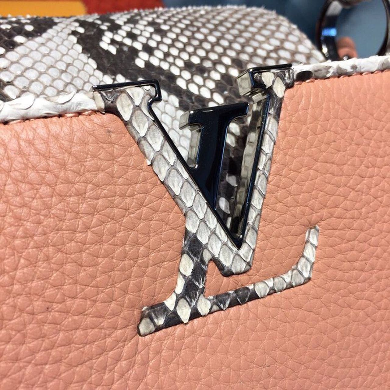 Louis Vuitton Capucines PM Taurillon And Python Magnolia Pink For Women,  Shoulder And Crossbody Bags 10.4in/27cm Louis Vuitton