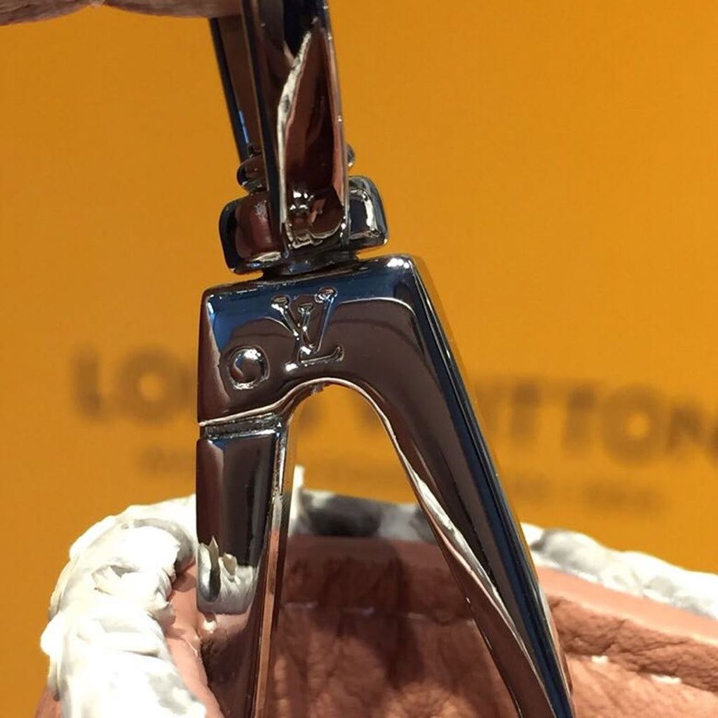 Louis Vuitton Capucines PM Taurillon And Python Magnolia Pink For Women,  Shoulder And Crossbody Bags 10.4in/27cm Louis Vuitton