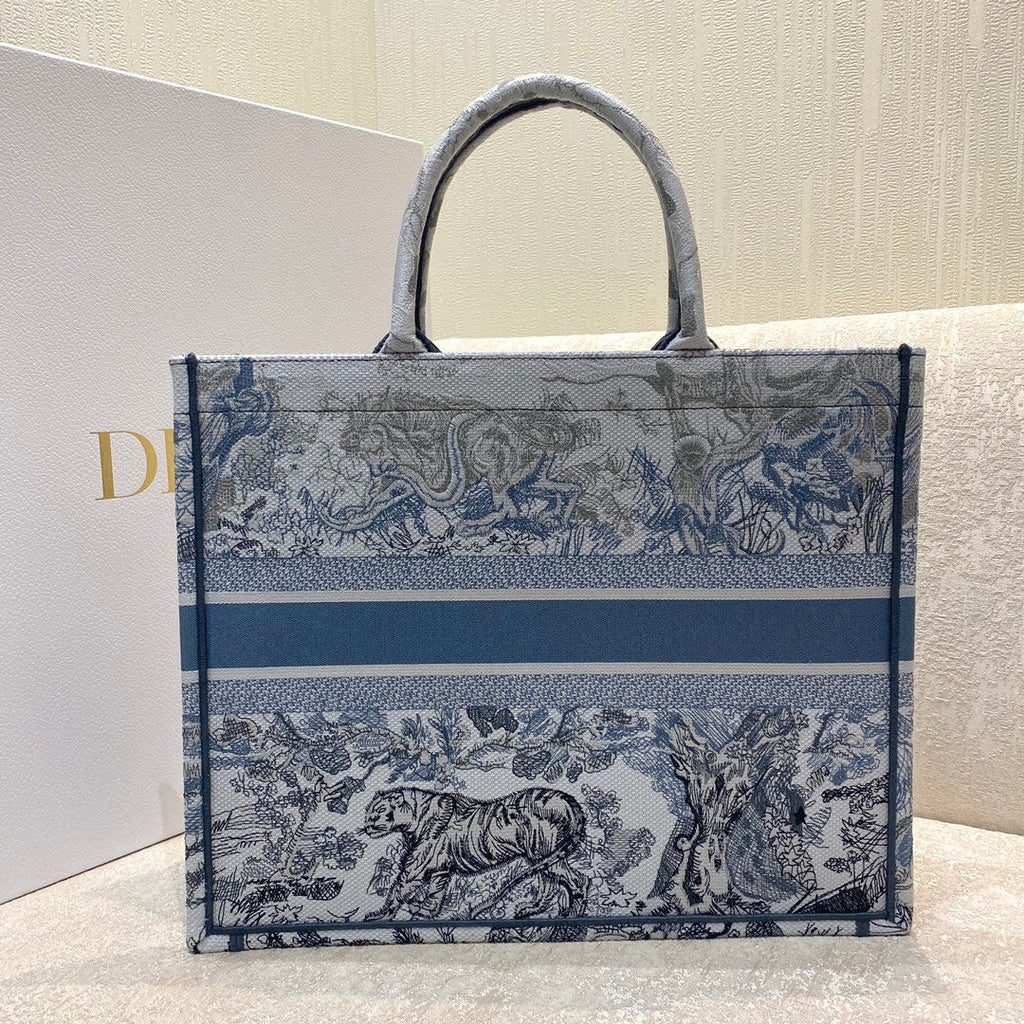Dior Large Book Tote Blue and White Cornely Embroidery, Blue, For Women Women’s Handbags, Shoulder Bags, 42cm CD M1286ZRGO_M928