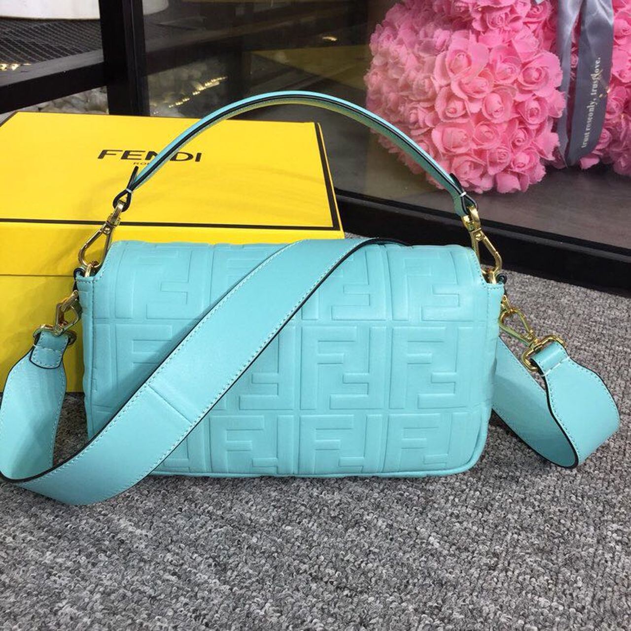 Baguette Nappa Light Blue For Women, Women’s Handbags, Shoulder And Crossbody Bags 10.6in/27cm FF 8BR600