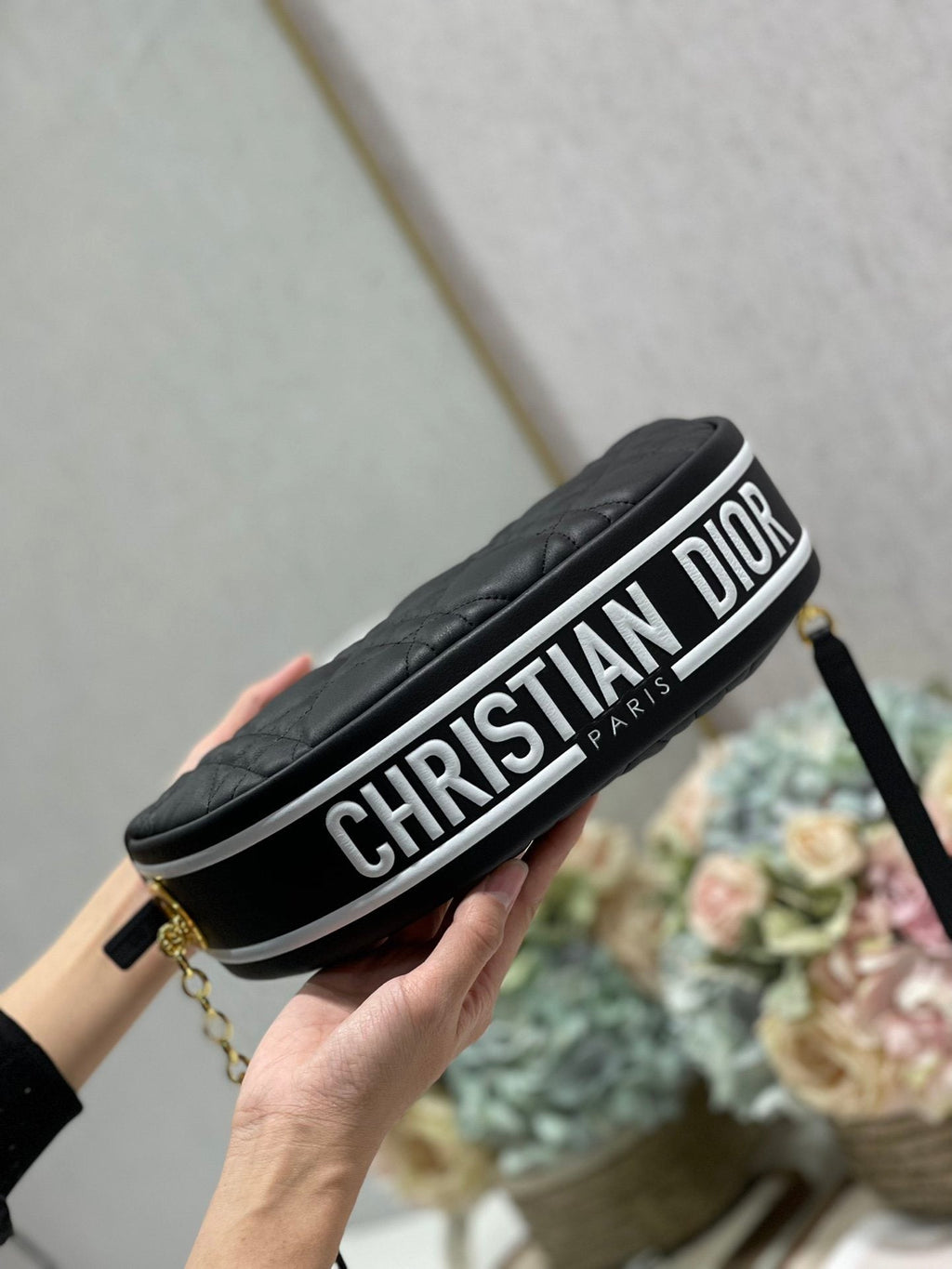 Dior MeDiorum Vibe Hobo Bag Black Cannage, Black Handbags, Crossbody Bags, 30cm CD M7201ONOA_M911