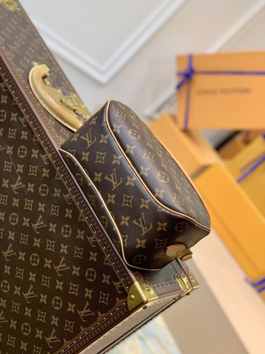 Louis Vuitton Blois Monogram Canvas For Women, WoBags, WoShoulder Bags 9.8in/25cm Louis Vuitton M51221